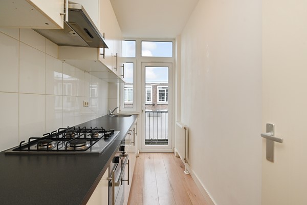 Medium property photo - Pasteurstraat 124, 2522 RN Den Haag